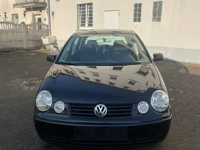 Gebraucht VW Polo 75 PS (55 kW) 2002 Schwarz Kleinwagen