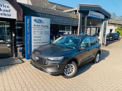 Nouă Ford Kuga Titanium 150 CP (110 kW) 2026 Gri SUV