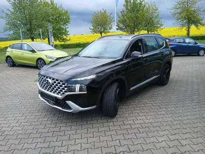 Gebraucht Hyundai Santa Fe Trend 179 PS (131 kW) 2021 Phantom black SUV
