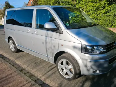 Używany VW Multivan Edition 180 KM (132 kW) 2013 Srebrny Minivan