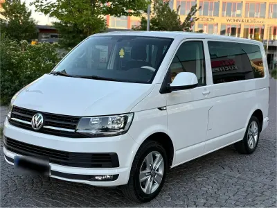 Gebraucht VW Multivan 150 PS (110 kW) 2019 Weiß Van / Kleinbus
