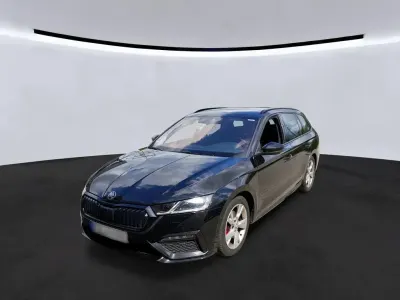 Używany Skoda Octavia Sport 200 KM (147 kW) 2022 Czarny Sedan/Limuzyna