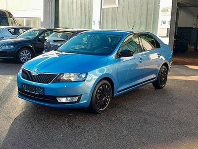 Blau Gebraucht 2014 Skoda Rapid Ambition Limousine | 7.900 € (Fairer Preis)