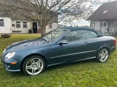 Gebraucht Mercedes CLK500 AMG line 306 PS (225 kW) 2006 Blau Cabrio