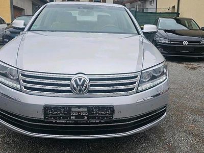 VW Phaeton