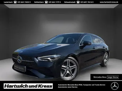 Gebraucht Mercedes CLA250 Shooting Brake AMG Line Premium 224 PS (164 kW) 2025 Lack kosmosschwarz Kombi