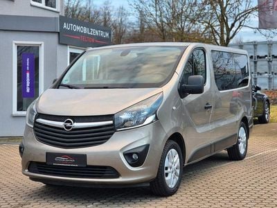 Beige Gebraucht 2017 Opel Vivaro Van / Kleinbus | 20.950 € (Etwas zu teuer)