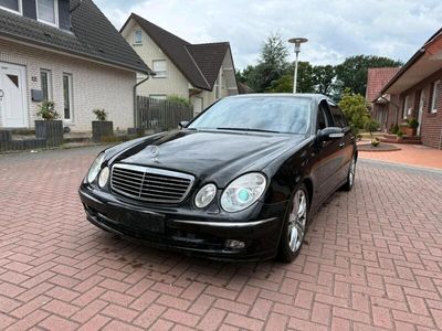 Mercedes E200