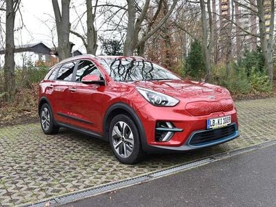 Gebraucht 2020 Kia e-Niro Vision SUV | 20.500 € (Guter Preis)