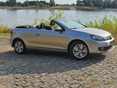 Gebraucht VW Golf Cabriolet Life 105 PS (77 kW) 2014 Tungsten silver(lb7w) Cabrio
