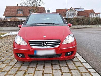 Gebraucht Mercedes 180 Avantgarde 109 PS (80 kW) 2006 Rot Limousine