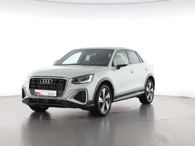 Gebraucht Audi Q2 S-Line 150 PS (110 kW) 2024 Silber SUV