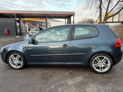Gebraucht VW Golf V 105 PS (77 kW) 2004 Kleinwagen