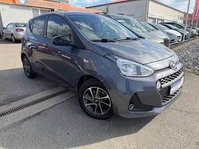 Gebraucht Hyundai i10 Passion 67 PS (49 kW) 2018 Grau Kleinwagen