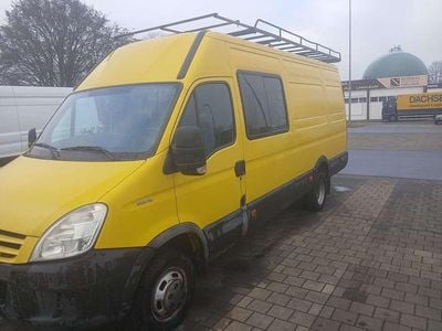 Gelb Gebraucht 2008 Iveco Daily Van | 7.800 € (Etwas zu teuer)