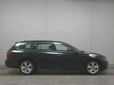 Używany VW Passat Business 200 KM (147 kW) 2021 Czarny Kombi