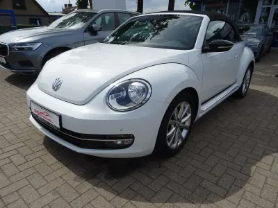 Gebraucht VW Beetle Cabriolet CLUB 105 PS (77 kW) 2015 Weiß Cabrio