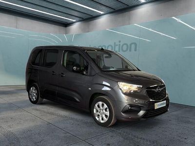 Grau Gebraucht 2021 Opel Combo Life Elegance Van / Kleinbus | 24.550 € (Etwas zu teuer)