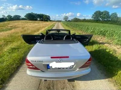 Usata Mercedes SLK200 140 CV (102 kW) 2000 Argento Cabrio
