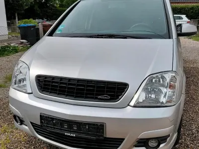 Gebraucht Opel Meriva 105 PS (77 kW) 2006 Silber Van / Kleinbus