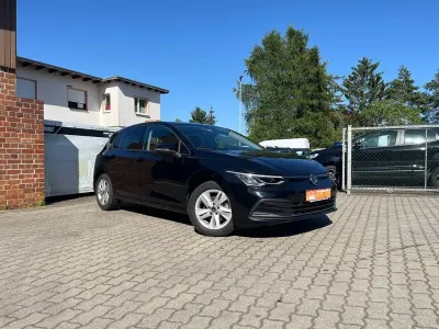 Gebraucht VW Golf VIII 150 PS (110 kW) 2020 Schwarz Limousine