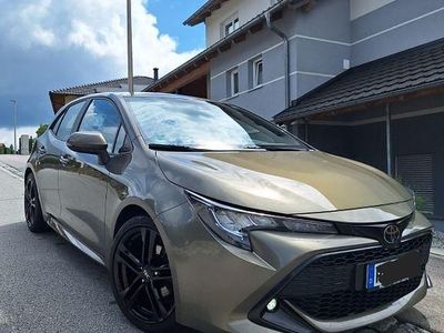 Gebraucht Toyota Corolla 116 PS (85 kW) 2019 Grün Limousine