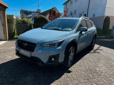 Käytetty Subaru XV Comfort 114 HP (83 kW) 2019 Sininen Katumaasturi