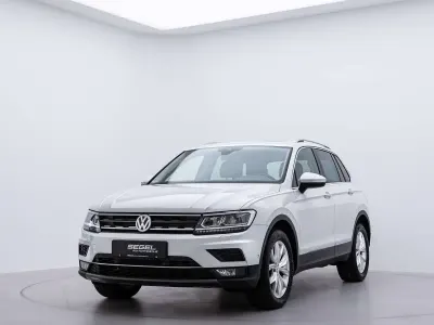 Gebraucht VW Tiguan Highline 220 PS (161 kW) 2017 Oryxweiß perlmutteffekt SUV