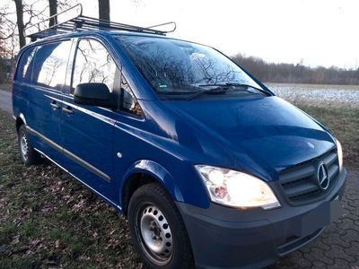 gebraucht Mercedes Vito Kastenwagen mit Dachträger blau