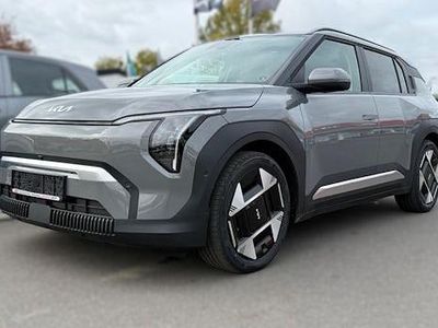 Grau Gebraucht 2025 Kia EV3 Earth SUV | 35.990 € (Superpreis)