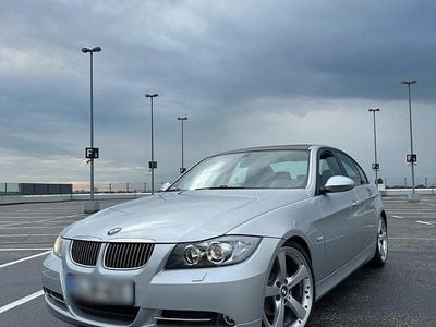 Gebraucht BMW 320 150 PS (110 kW) 2006 Silber Limousine