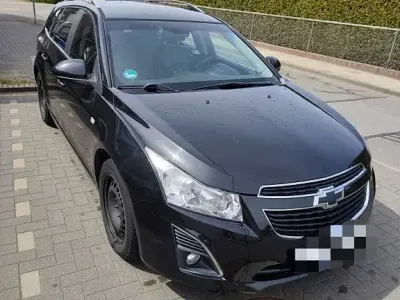Second-hand Chevrolet Cruze LTZ 163 CP (119 kW) 2012 Negru Berlinǎ