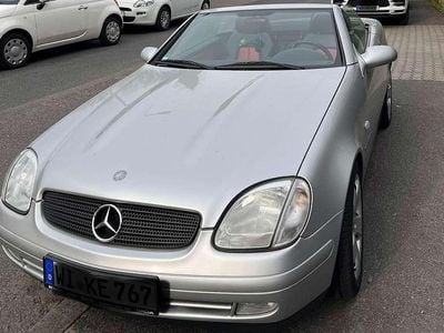 Gebraucht Mercedes SLK230 193 PS (141 kW) 1999 Silber Cabrio