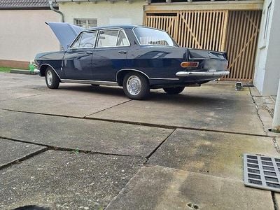 Usado Opel Rekord 50 HP (36 kW) 1964 Azul Sedan