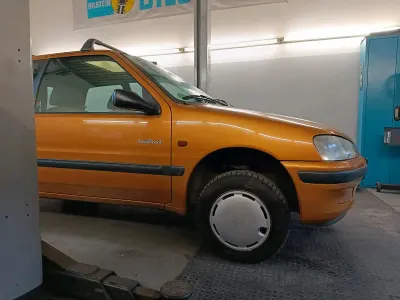 Occasion Peugeot 106 60 ch (44 kW) 1999 Doré Citadine