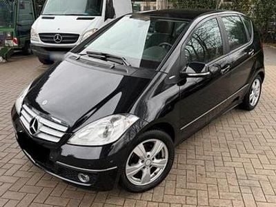 Gebraucht Mercedes A160 Avantgarde 95 PS (69 kW) 2011 Schwarz Limousine