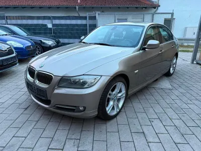 Gebraucht BMW 318 143 PS (105 kW) 2011 Limousine