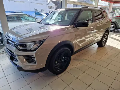 Nuova KGM Korando 163 CV (119 kW) 2026 Latte greige SUV