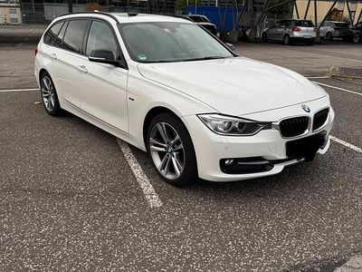 Gebraucht BMW 320 Sport Line 184 PS (135 kW) 2014 Weiß Kombi