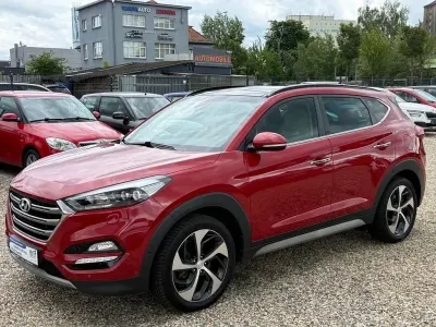 Gebraucht Hyundai Tucson 177 PS (130 kW) 2018 Fiery red / met SUV