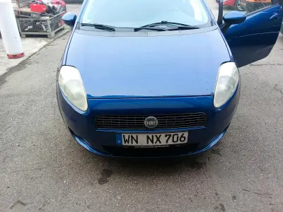 Gebraucht Fiat Grande Punto 95 PS (69 kW) 2007 Blau Kleinwagen