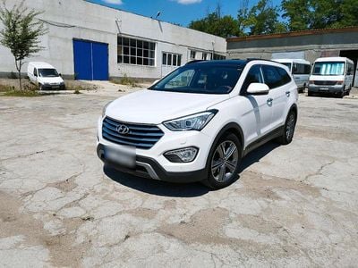 Hyundai Grand Santa Fe
