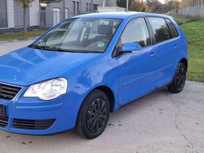 VW Polo