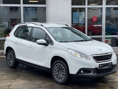 gebraucht Peugeot 2008 1.2 Active *Navi-PDC-SHZ-Tempomat*