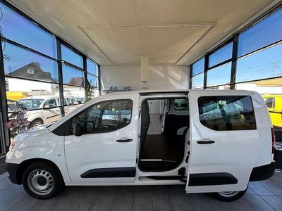 Gebraucht Opel Combo 102 PS (75 kW) 2021 Weiß Van / Kleinbus