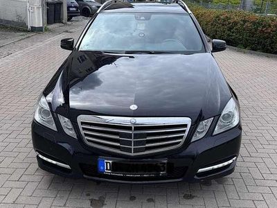 Mercedes E220