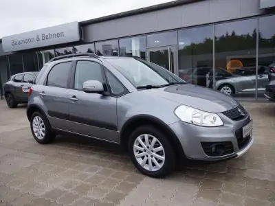 Gebraucht Suzuki SX4 Comfort 120 PS (88 kW) 2013 Grau Limousine