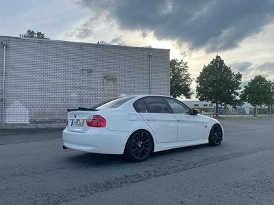 Gebraucht 2006 BMW 325 Limousine | 6.500 €