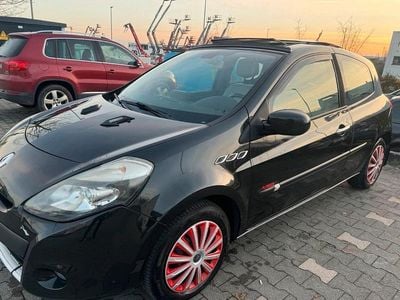 Gebraucht Renault Clio II 79 PS (58 kW) 2010 Schwarz Kleinwagen
