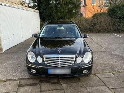 Gebraucht Mercedes E280 190 PS (139 kW) 2008 Schwarz Kombi